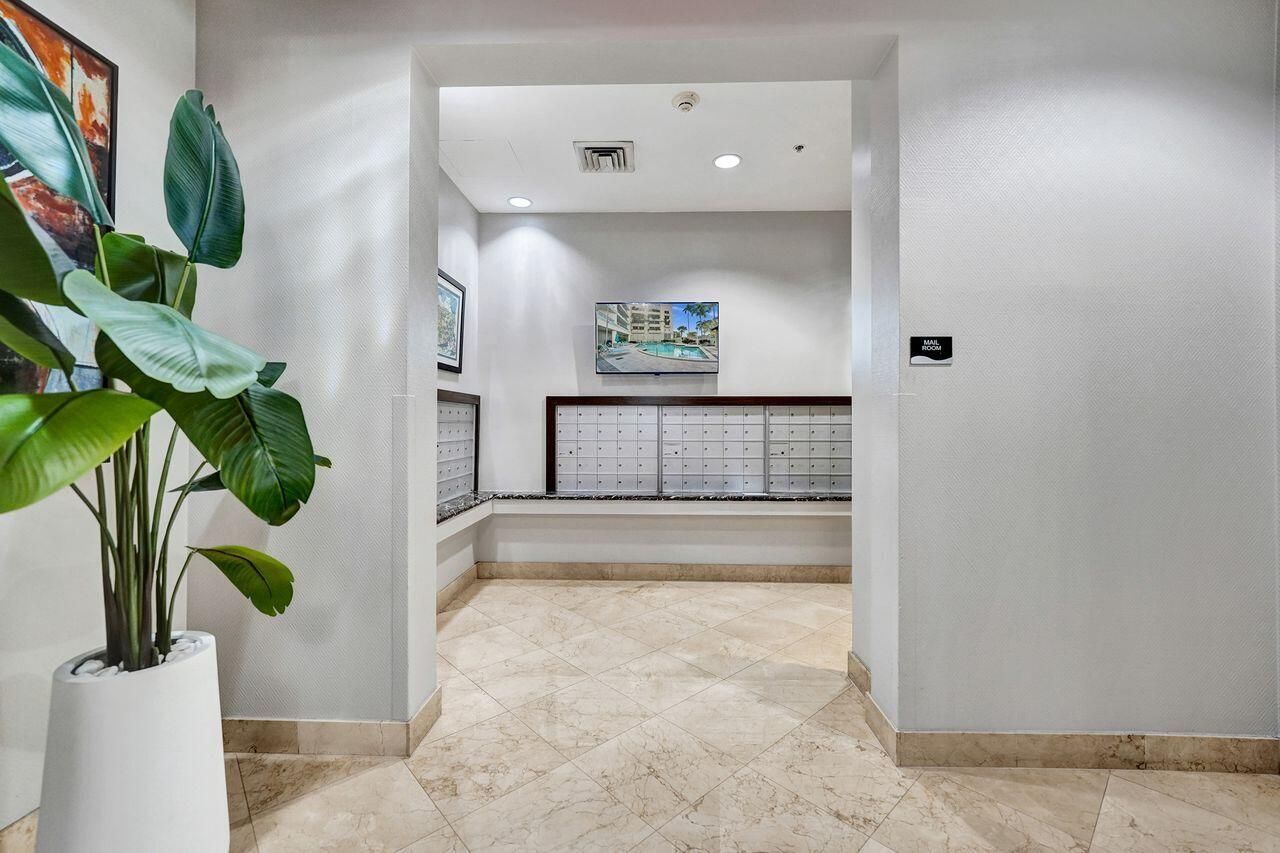 401 SW 4th Avenue, Unit 203, Fort Lauderdale, FL 33315 Photo