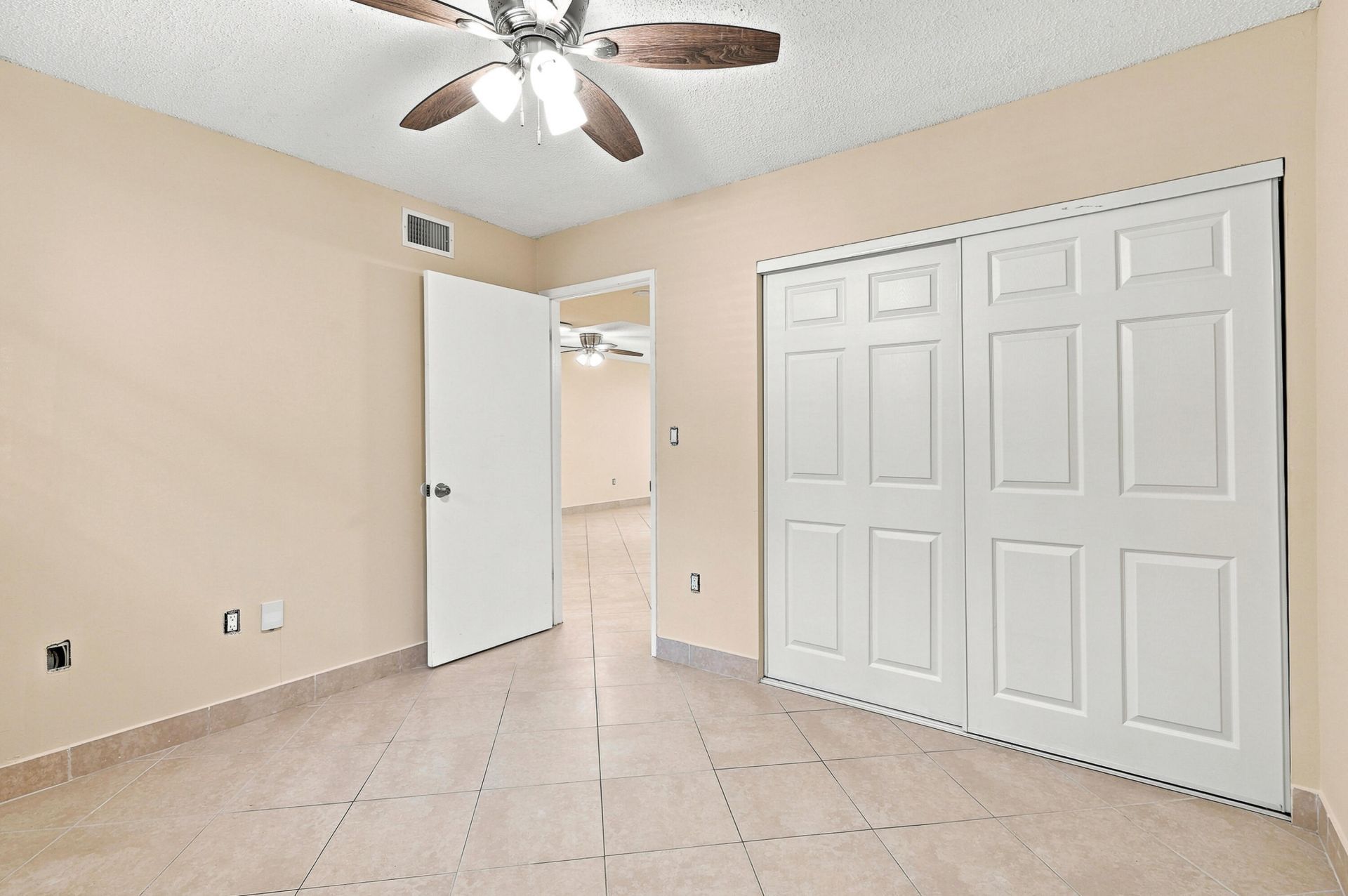9938 Nob Hill Lane, Unit 9938, Sunrise, FL 33351 Photo