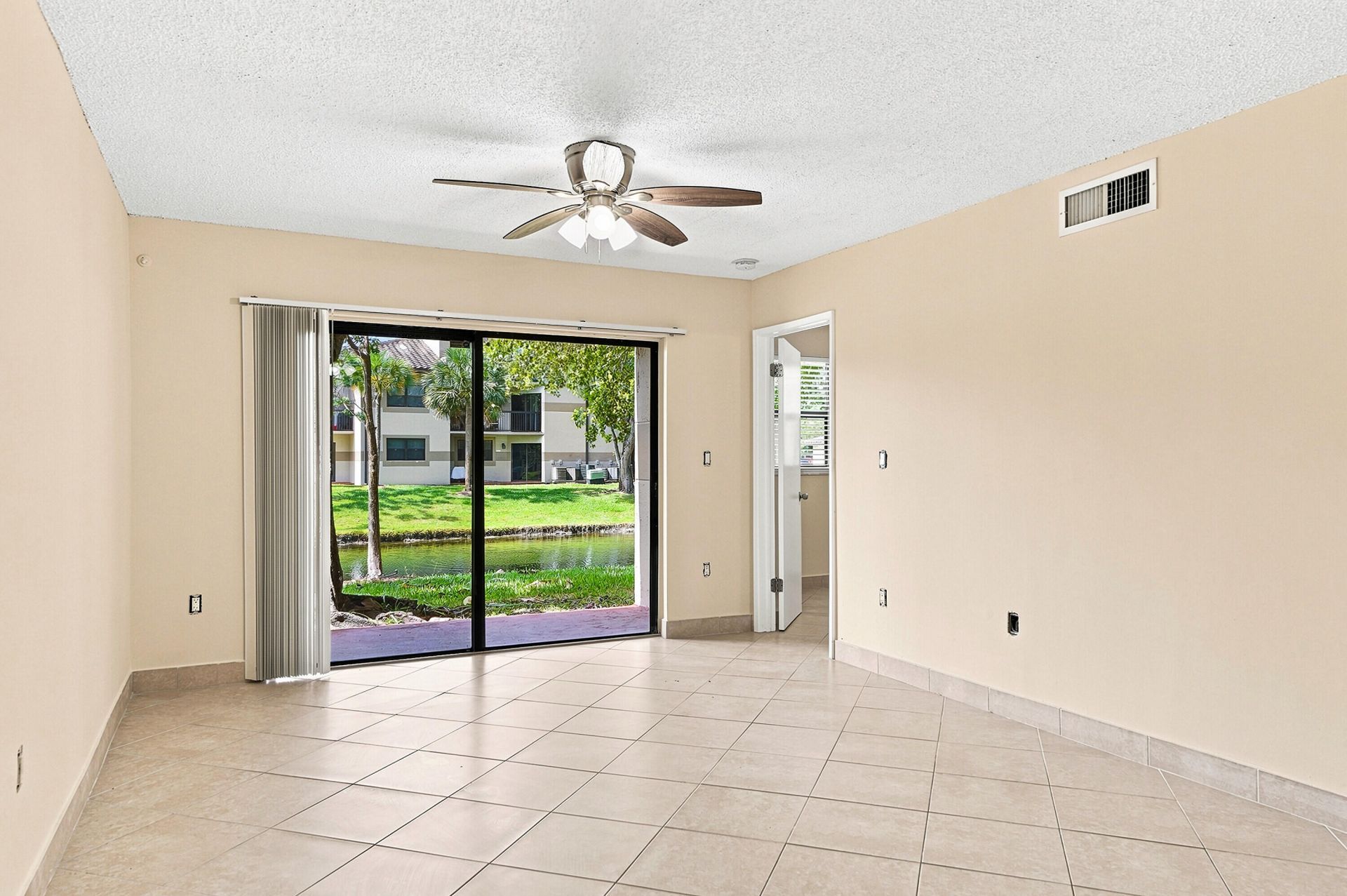 9938 Nob Hill Lane, Unit 9938, Sunrise, FL 33351 Photo