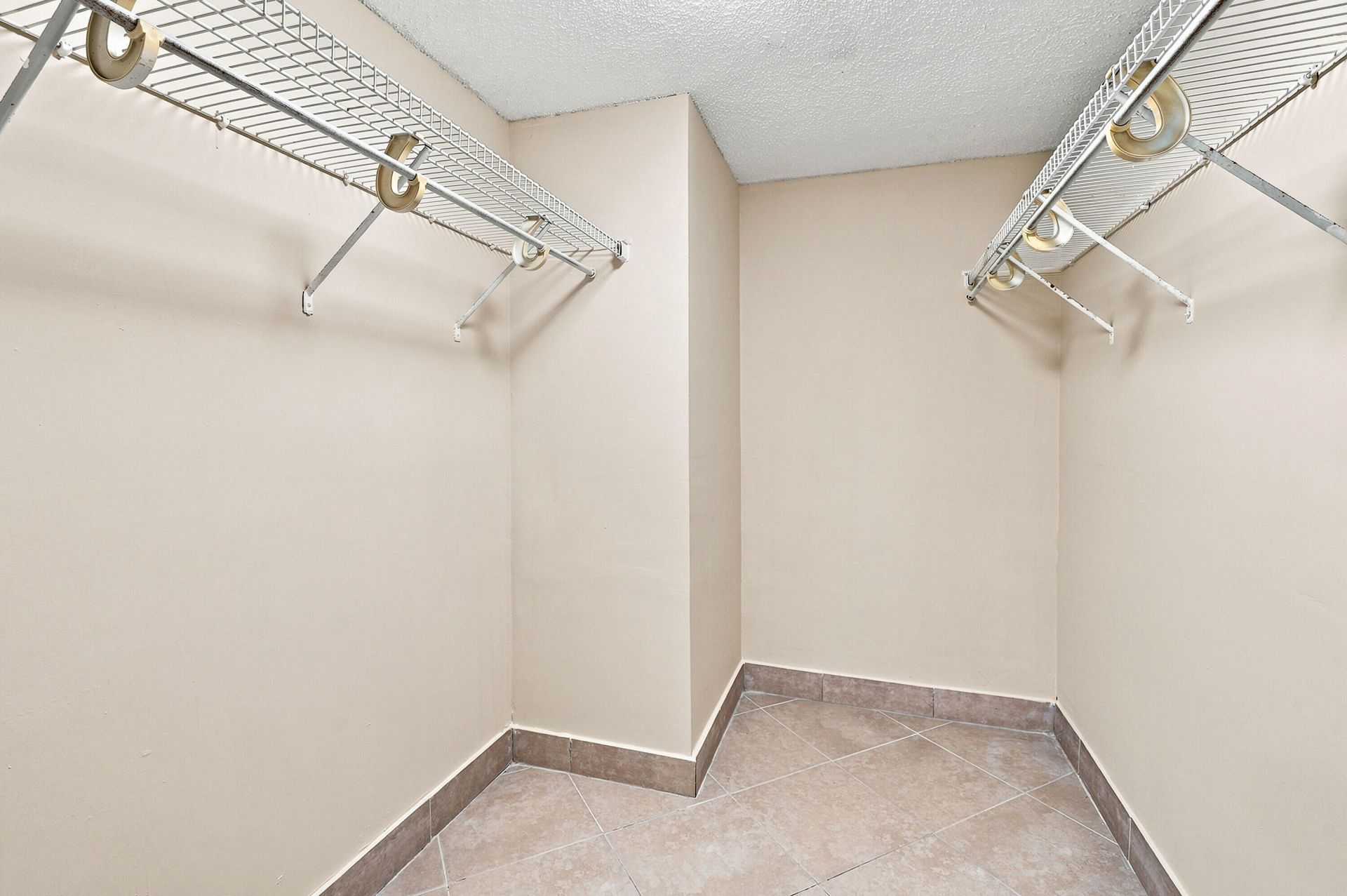 9938 Nob Hill Lane, Unit 9938, Sunrise, FL 33351 Photo