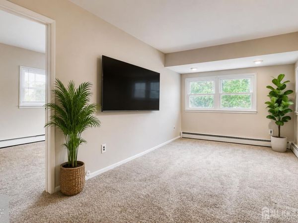 22 Baker Drive, Helmetta, NJ 08828