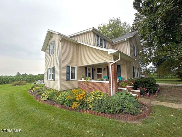 22050 Luckey Road , Luckey, OH 43443