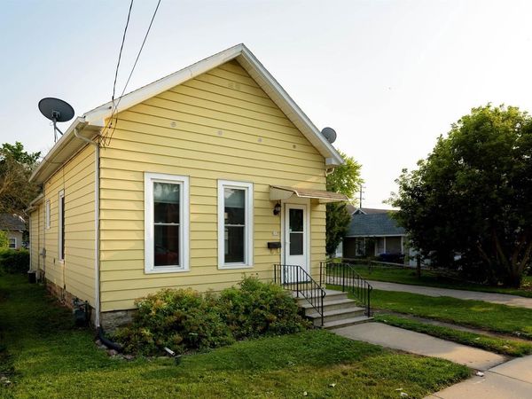 115 E IRVING AVENUE, Oshkosh, WI 54901
