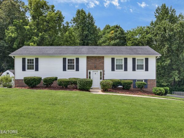 1716 Brookdale Ave, Cookeville, TN 38506