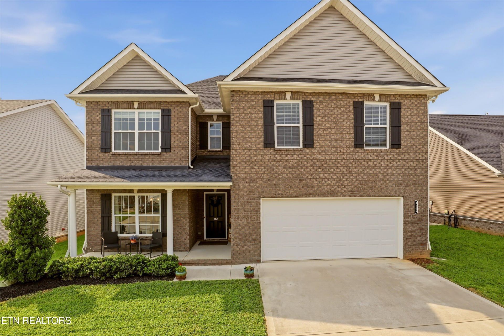 8145 River House Rd, Knoxville, TN 37931 Main Photo