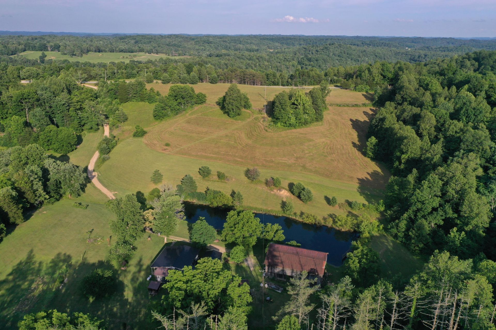 4749 4749 Highway, Beattyville, KY 41311