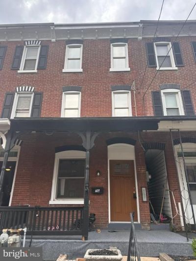 407 WALNUT STREET, ROYERSFORD, PA 19468