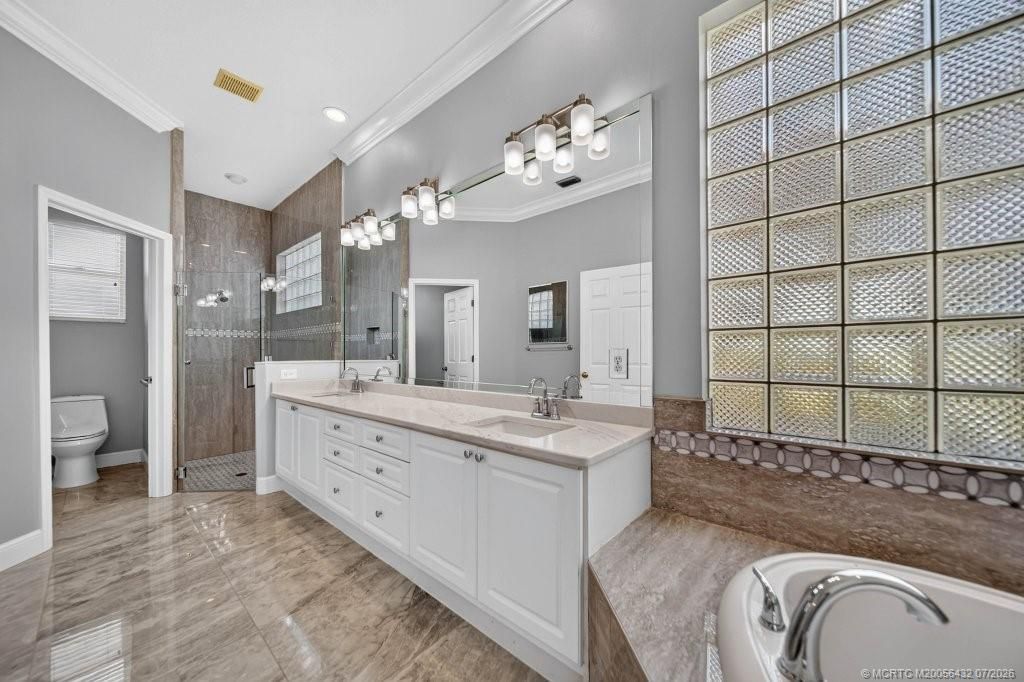 1676 SW Monarch Club Drive, Palm City, FL 34990 Photo