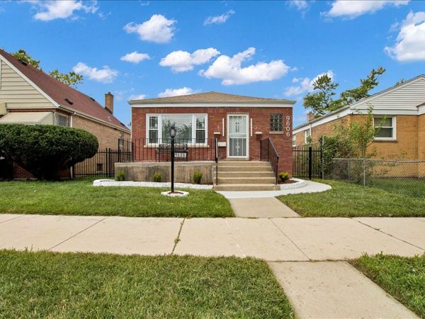 9606 S Eggleston Avenue , Chicago, IL 60628