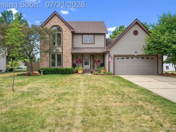 6054 Chatham Court, Grand Blanc Township, Mi 48439