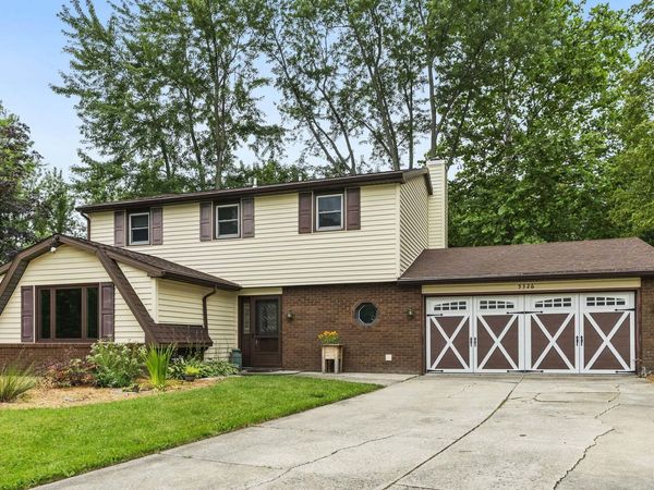 5326 Oak Mast Trail, Fort Wayne, IN 46804