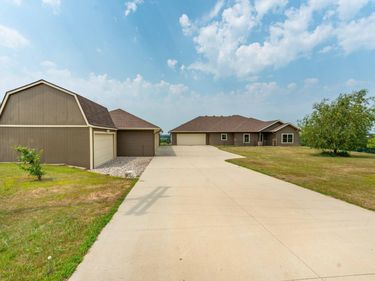 20733 E Dane Prairie Road , Fergus Falls, MN 56537