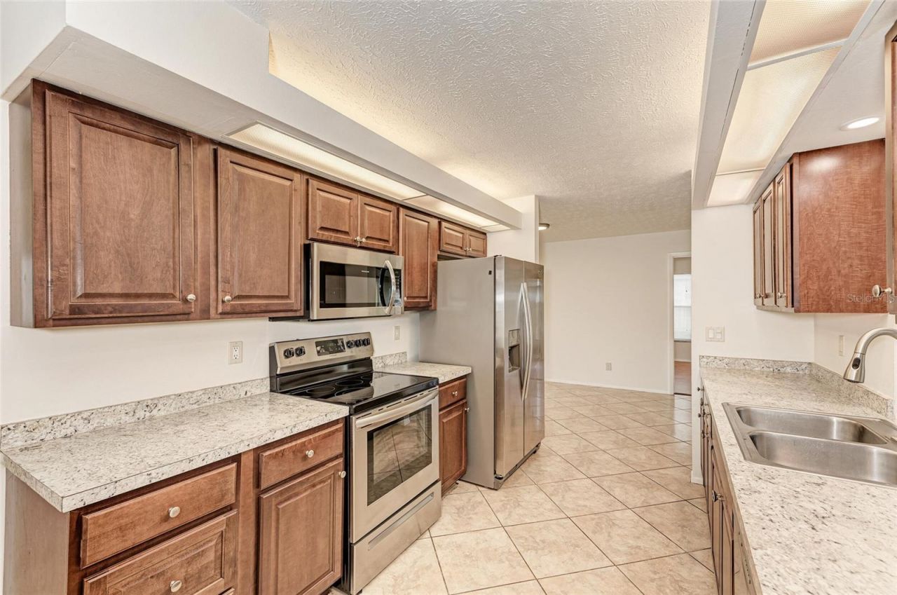 4621 35th Court E, Bradenton, FL 34203 Photo