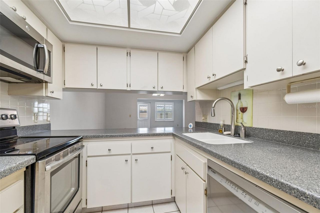 2131 Ridge Road S, Unit 99, Largo, FL 33778 Photo