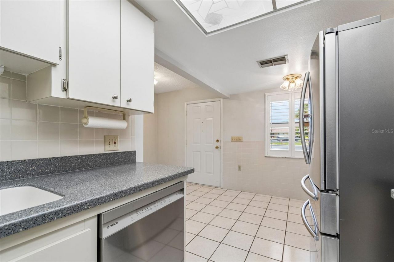 2131 Ridge Road S, Unit 99, Largo, FL 33778 Photo