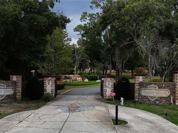 000 DARLINGTON AVENUE , LADY LAKE, FL 32159