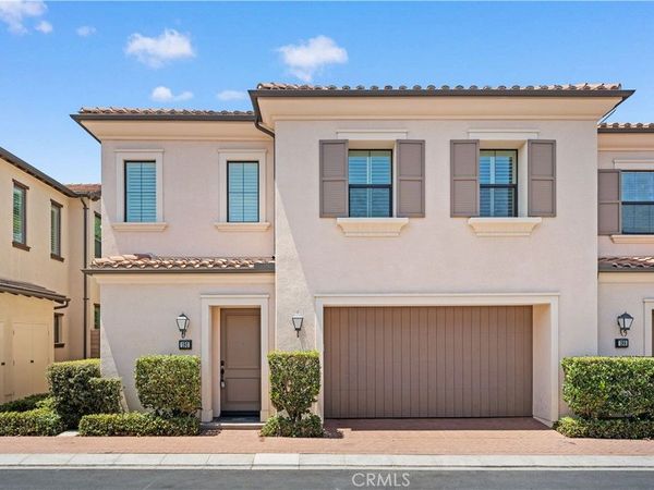 190 Crescent Moon, Irvine, CA 92602