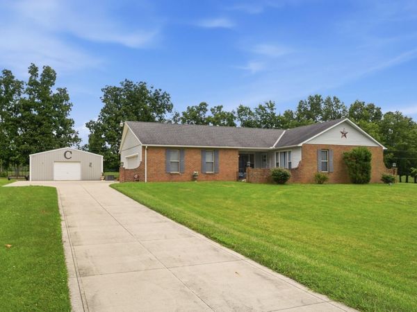 11658 Walnut Hill Drive NW, Baltimore, OH 43105