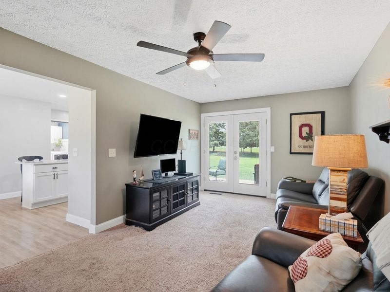 11658 Walnut Hill Drive NW, Baltimore, OH 43105 Photo 26