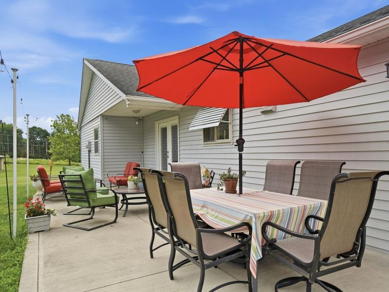 11658 Walnut Hill Drive NW, Baltimore, OH 43105 Photo 49