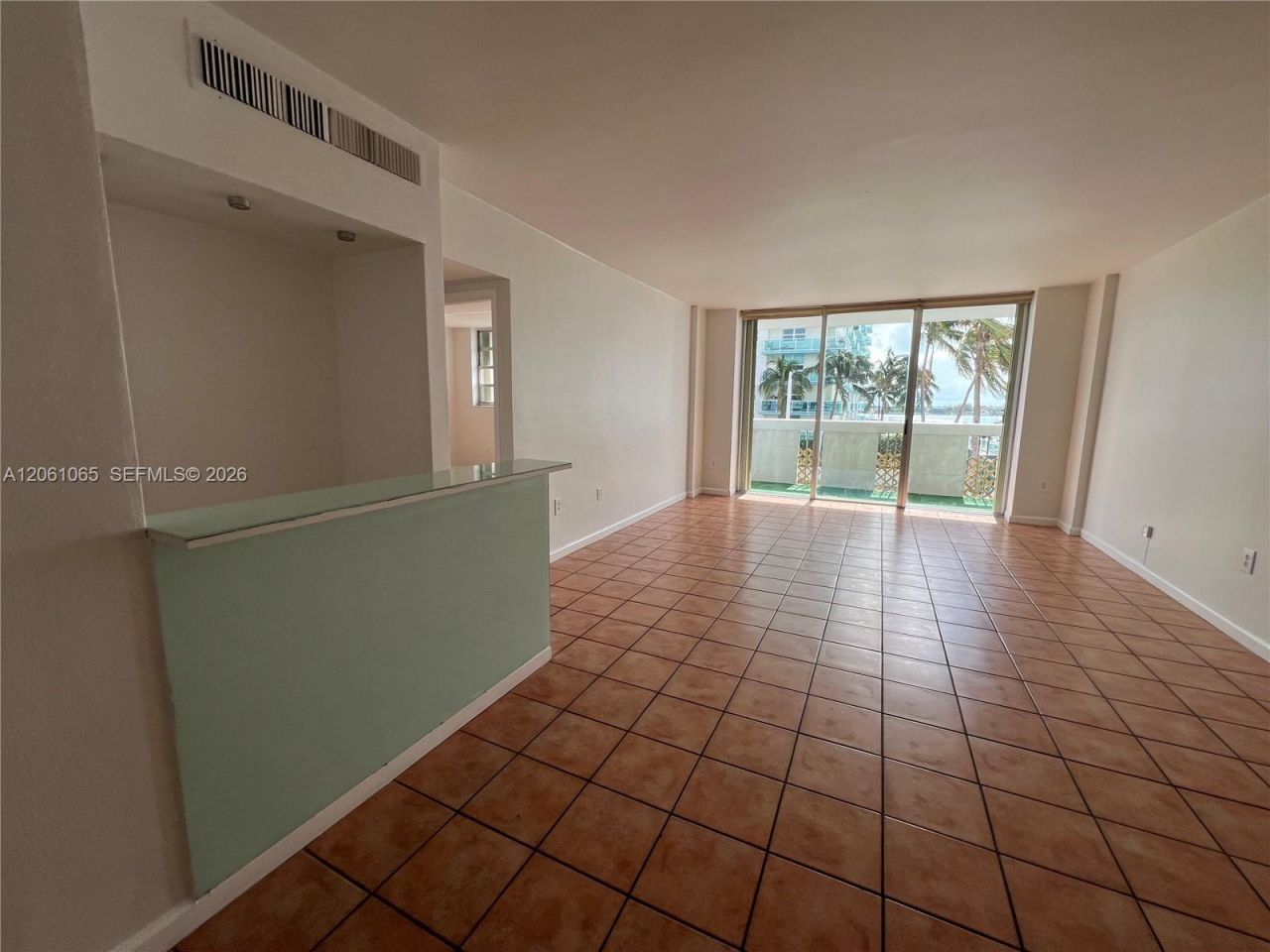 800 West Ave, Unit 808, Miami Beach, FL 33139 Photo
