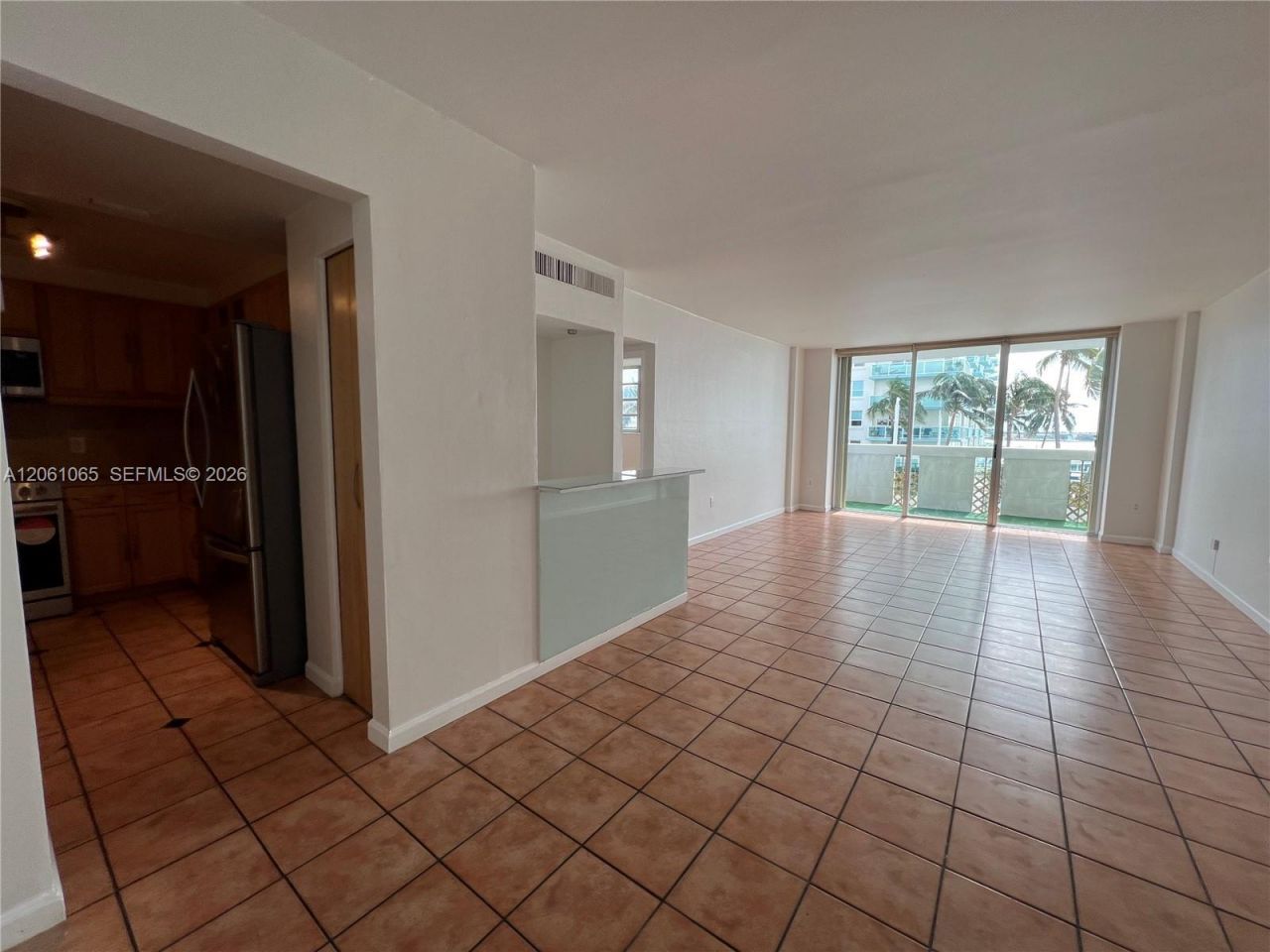 800 West Ave, Unit 808, Miami Beach, FL 33139 Photo