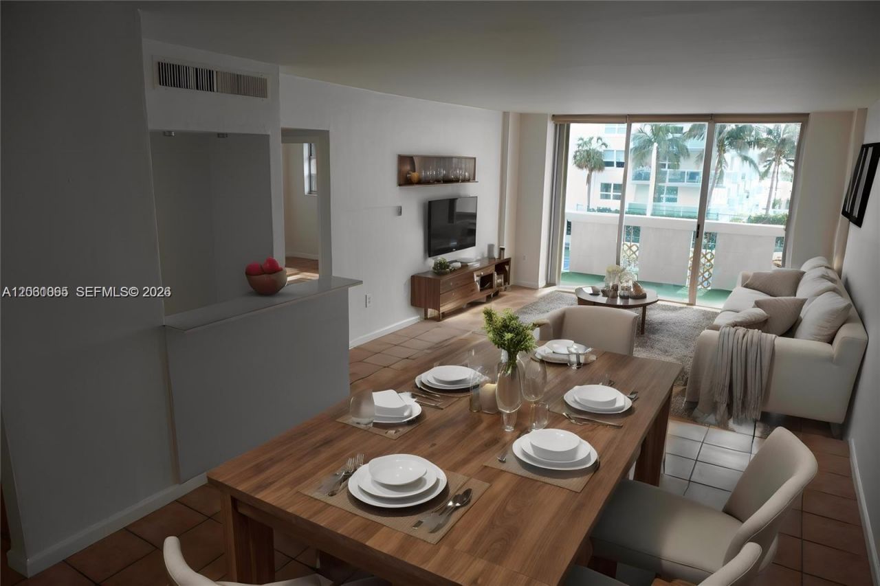 800 West Ave, Unit 808, Miami Beach, FL 33139 Photo