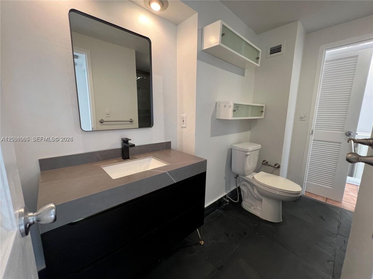 800 West Ave, Unit 808, Miami Beach, FL 33139 Photo