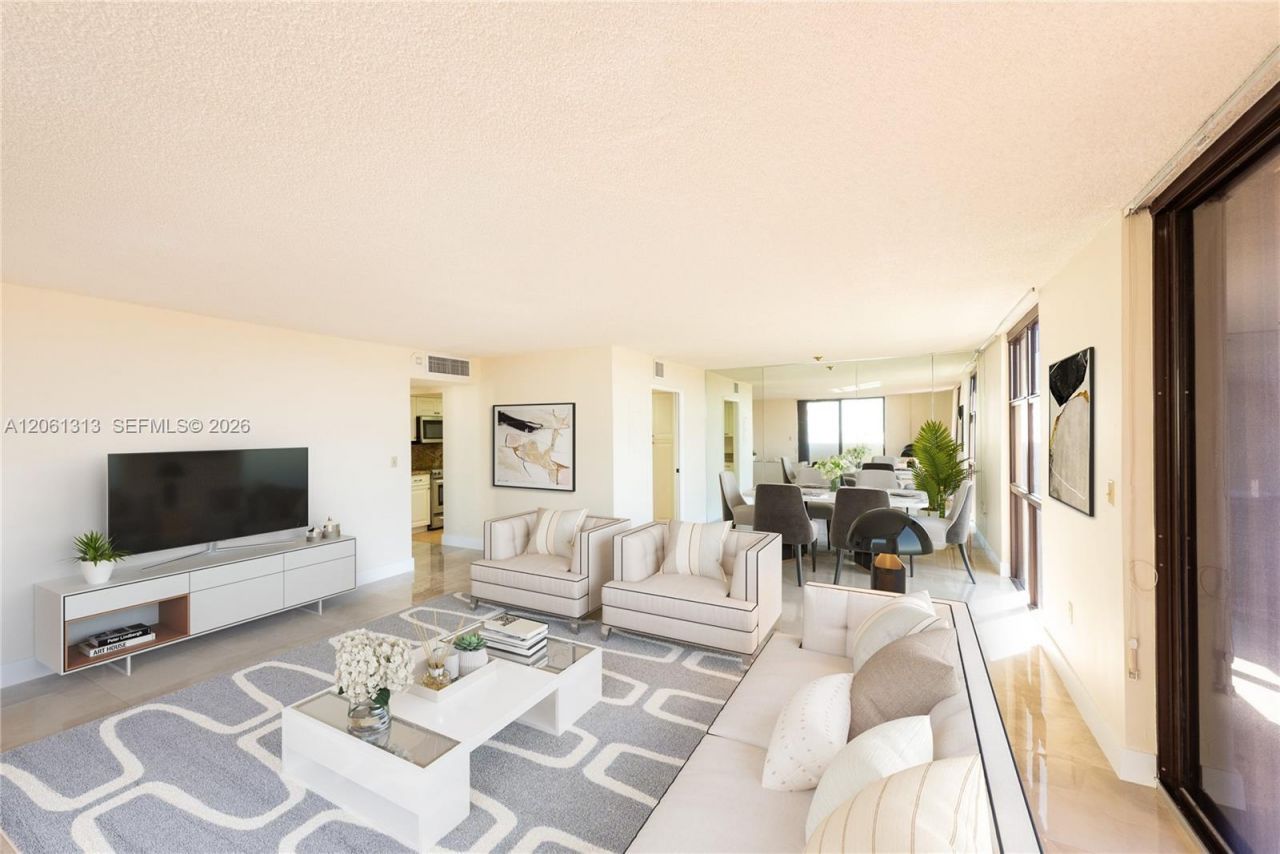 600 Biltmore Way , Unit 1014, Coral Gables, FL 33134 Photo