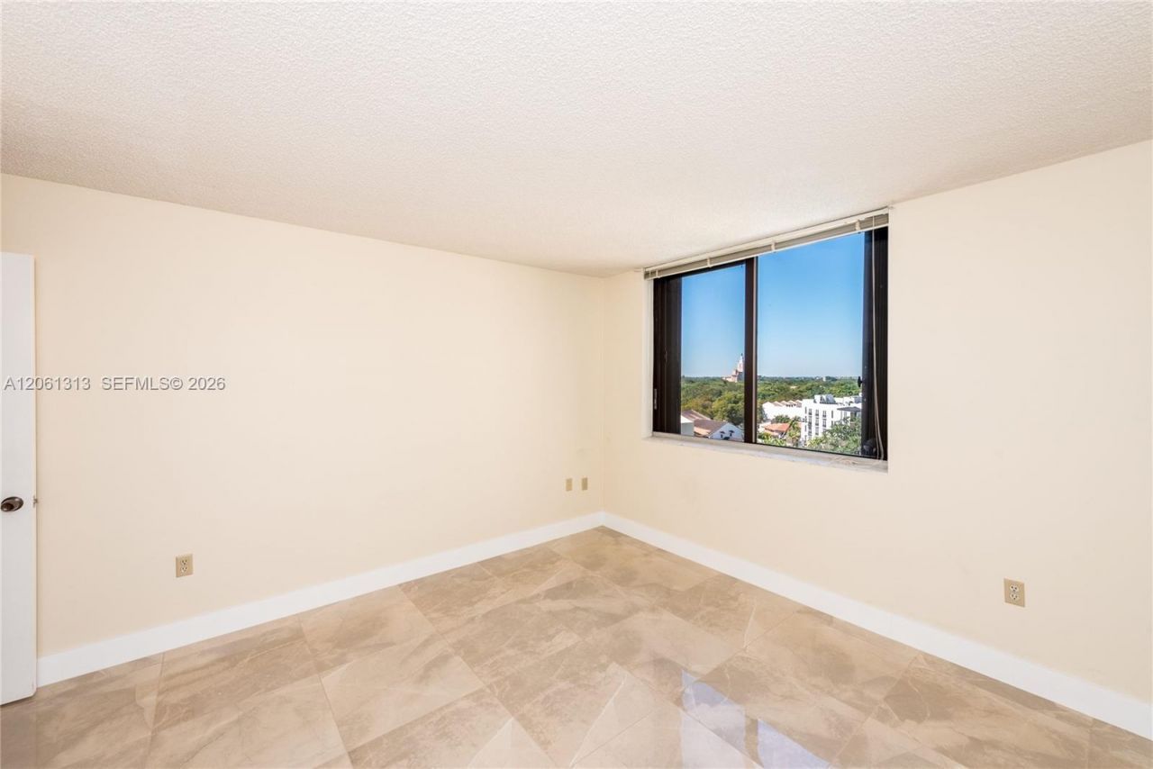 600 Biltmore Way , Unit 1014, Coral Gables, FL 33134 Photo