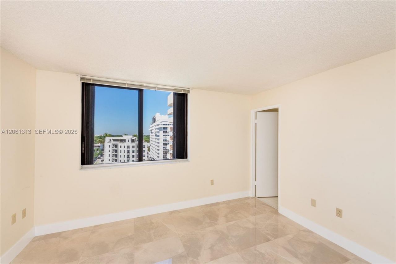 600 Biltmore Way , Unit 1014, Coral Gables, FL 33134 Photo