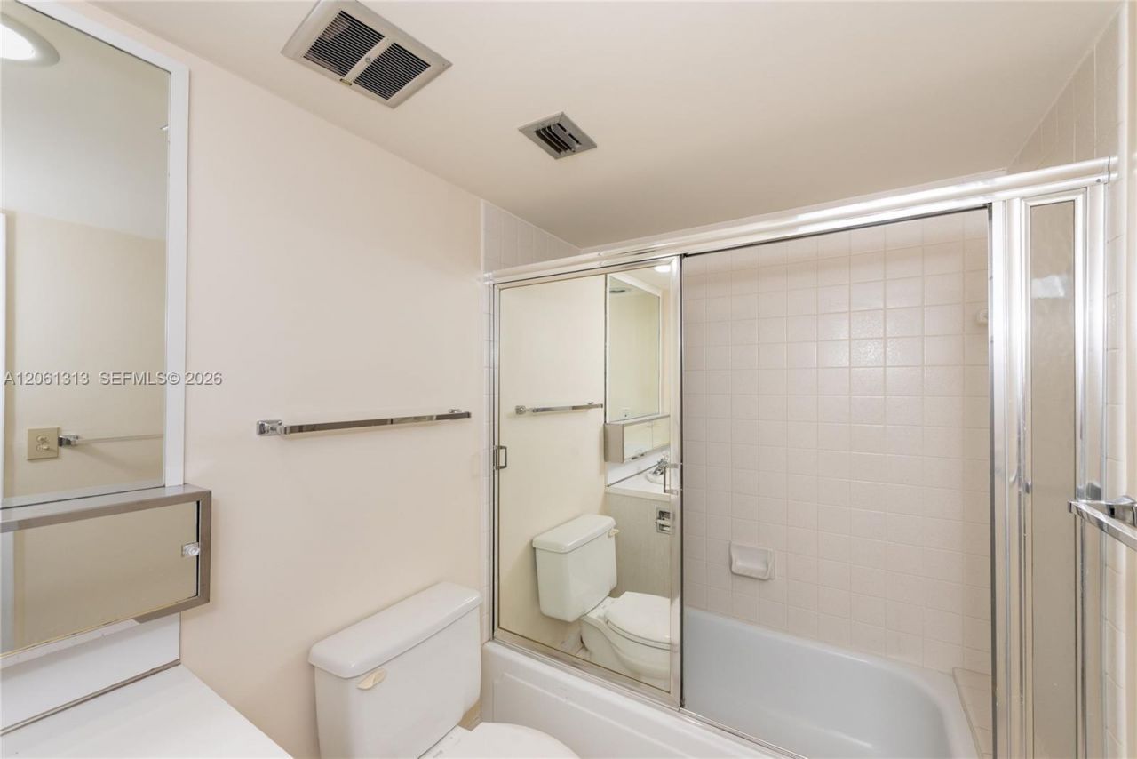 600 Biltmore Way , Unit 1014, Coral Gables, FL 33134 Photo