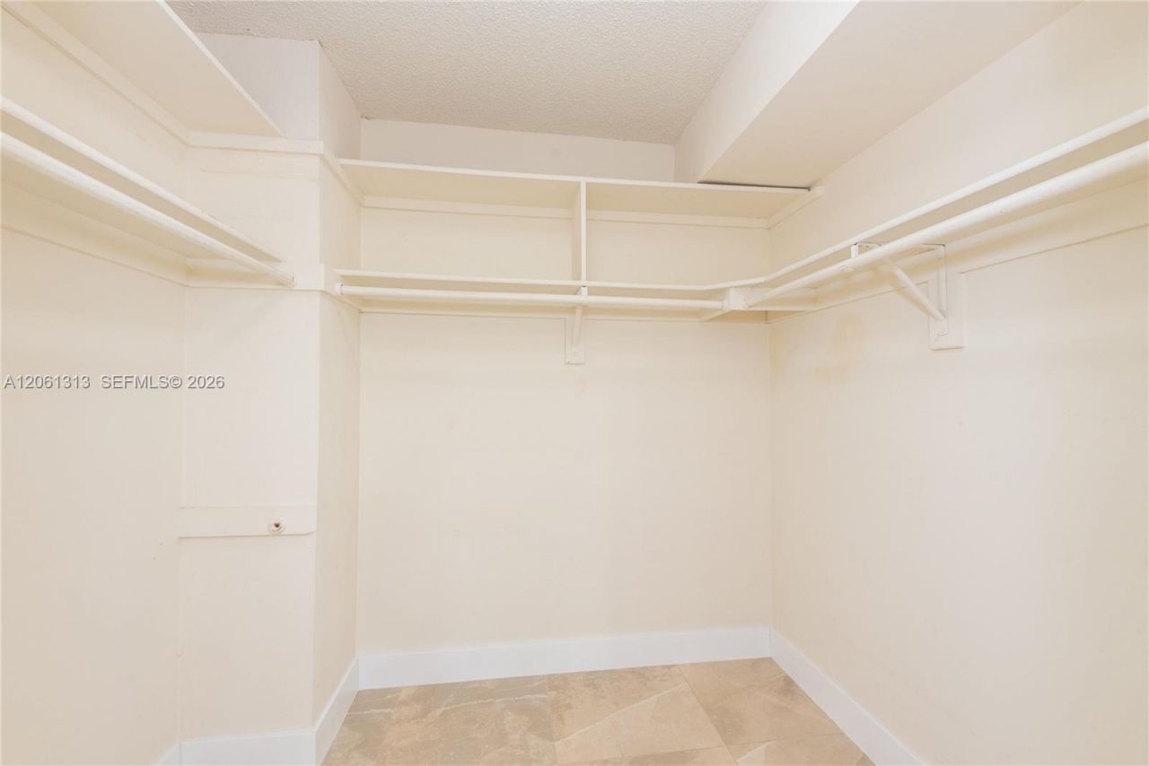 600 Biltmore Way , Unit 1014, Coral Gables, FL 33134 Photo