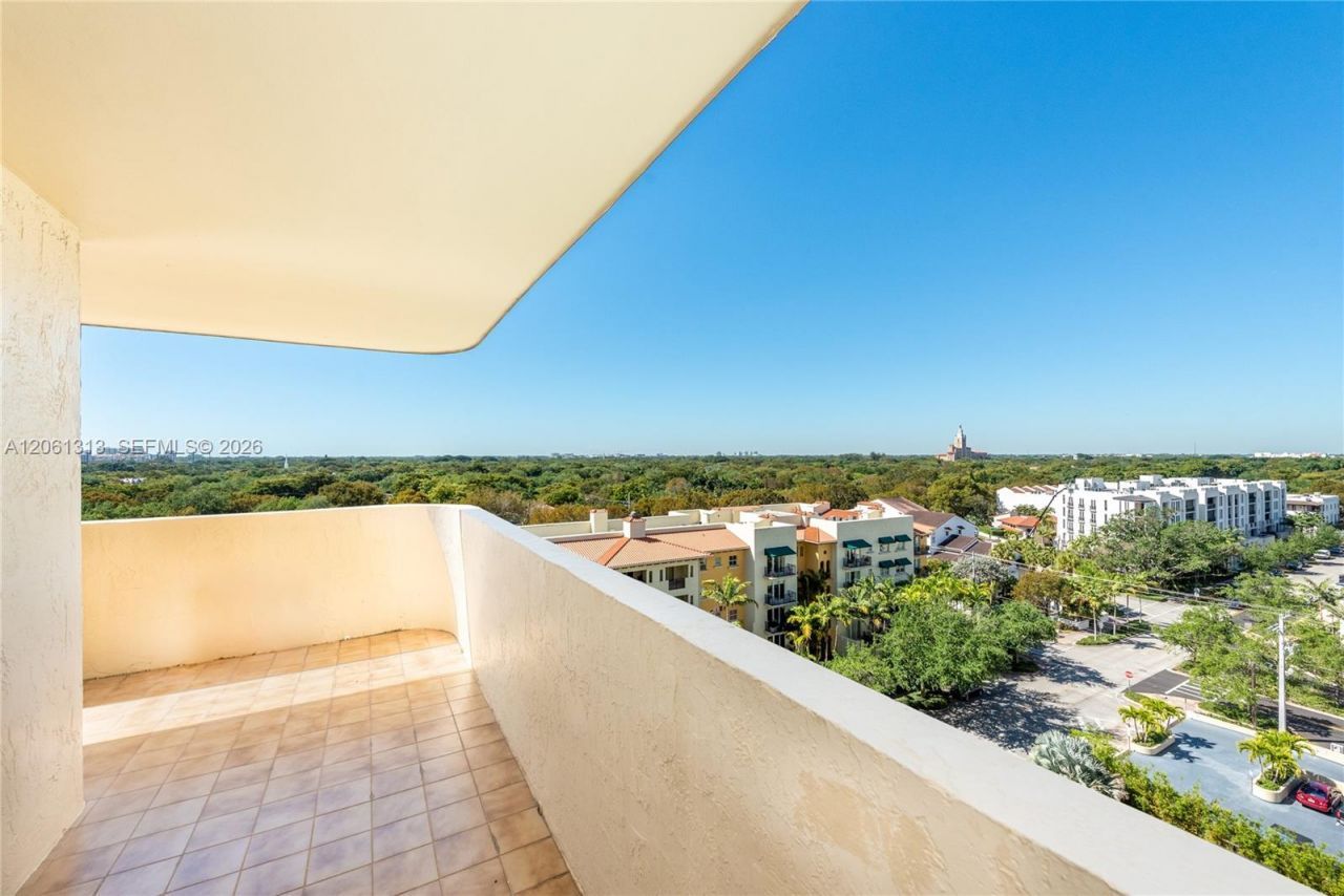 600 Biltmore Way , Unit 1014, Coral Gables, FL 33134 Photo