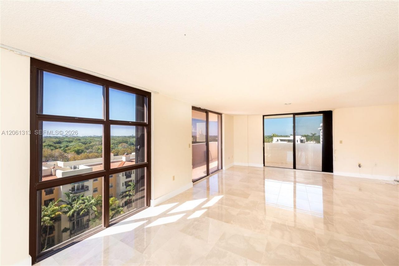 600 Biltmore Way , Unit 1014, Coral Gables, FL 33134 Photo