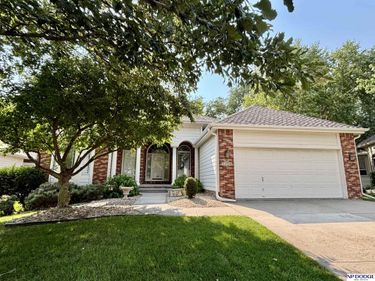 3236 N 159 Avenue, Omaha, NE 68116
