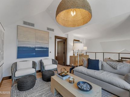 33 Beach Club Drive, Unit 507, Stateline, NV 89449 Photo