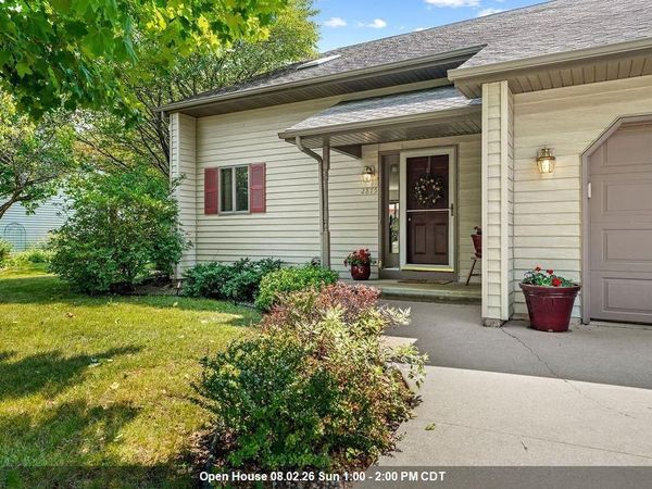 2875 WESTMOOR ROAD, Oshkosh, WI 54904