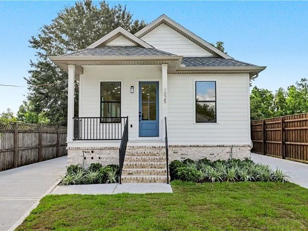 1021-1023 CENTER Street , Arabi, LA 70032