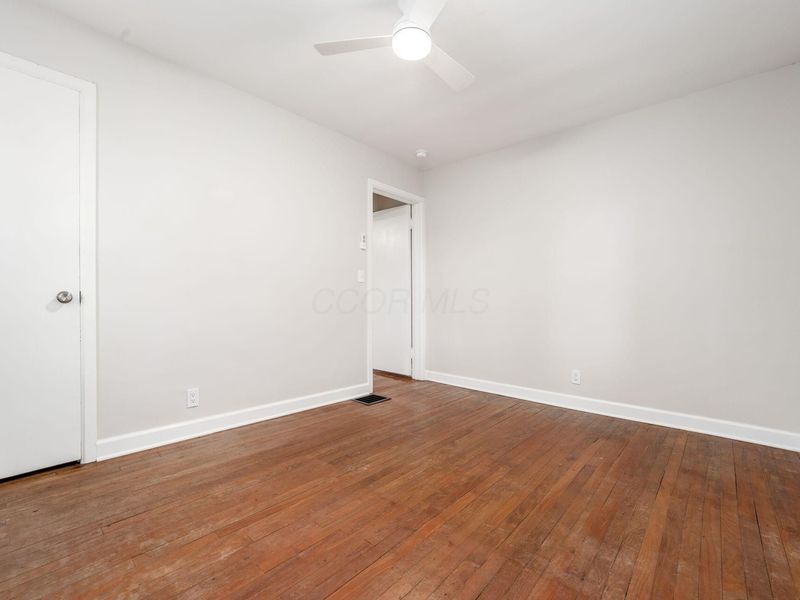 884 S Chesterfield Road, Columbus, OH 43209 Photo 13