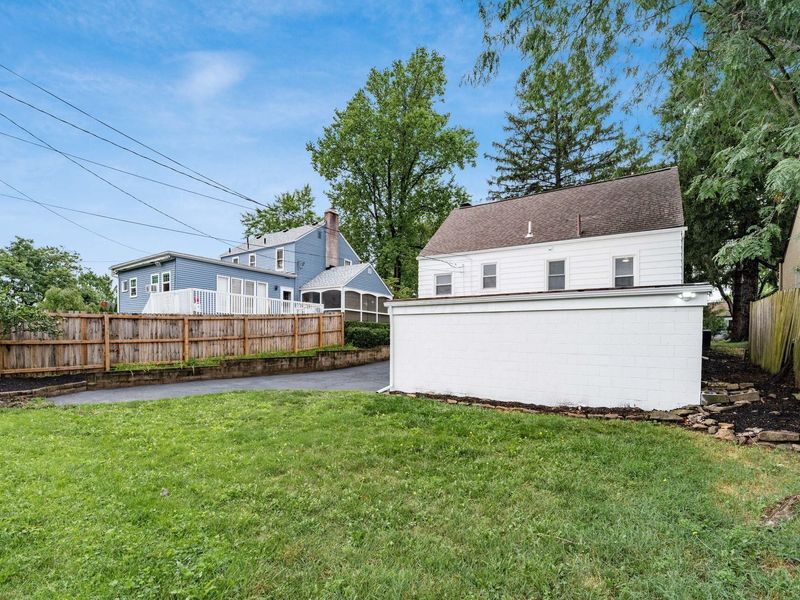 884 S Chesterfield Road, Columbus, OH 43209 Photo 36