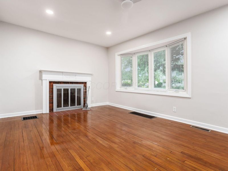 884 S Chesterfield Road, Columbus, OH 43209 Photo 7
