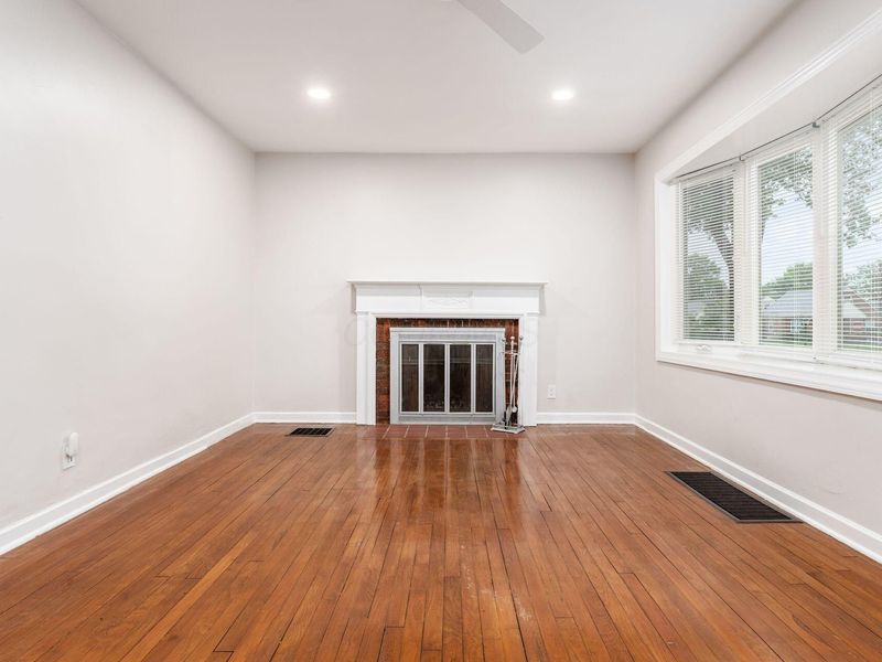 884 S Chesterfield Road, Columbus, OH 43209 Photo 8