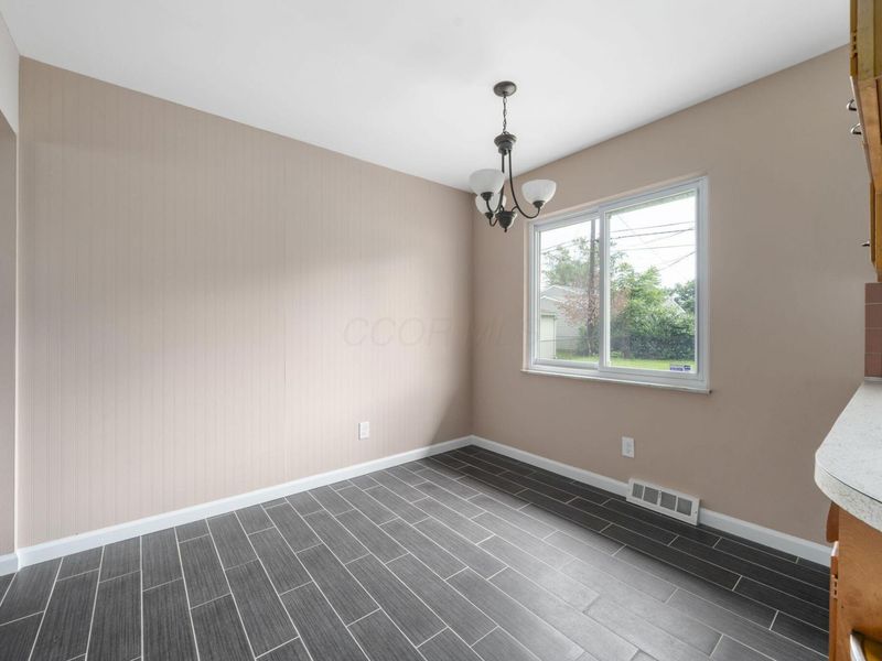 4488 Hartwell Road , Columbus, OH 43224 Photo 16