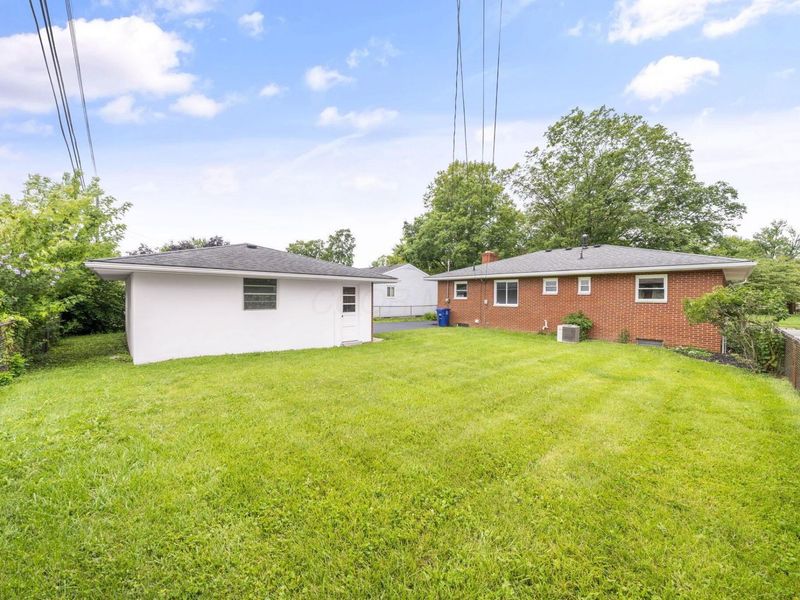 4488 Hartwell Road , Columbus, OH 43224 Photo 43