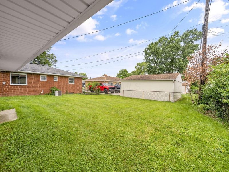 4488 Hartwell Road , Columbus, OH 43224 Photo 45