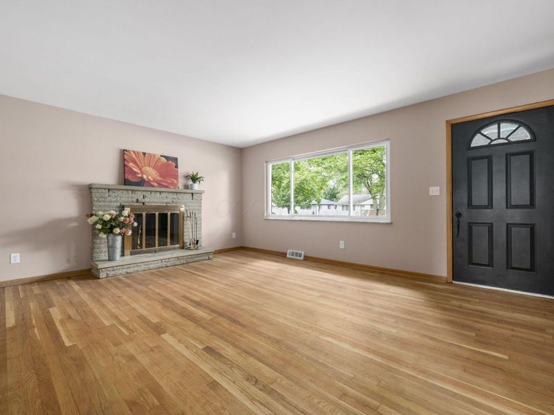 4488 Hartwell Road , Columbus, OH 43224 Photo 5