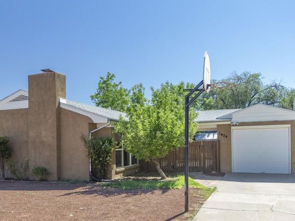 1424 Bryn Mawr Drive NE, Albuquerque, NM 87106