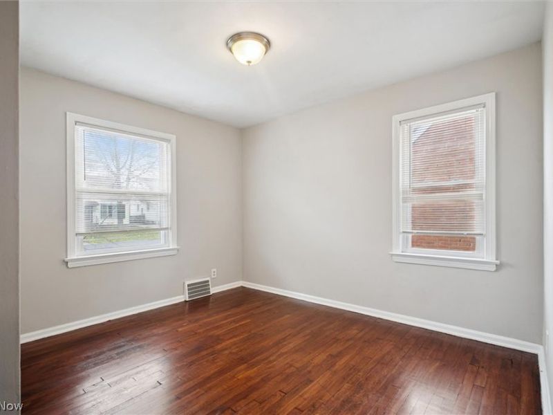 14416 Krems Avenue, Maple Heights, OH 44137 Photo 11