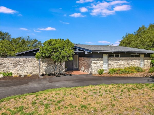 115 Snapper , Lakeway, TX 78734